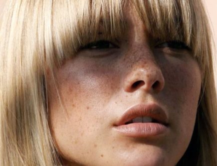 7 Stylish Blunt Bangs Hairstyles You Must Experiment With Today