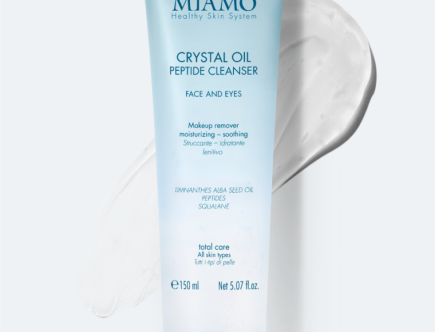 Scopri il nuovissimo Crystal Oil Peptide Cleanser di Miamo