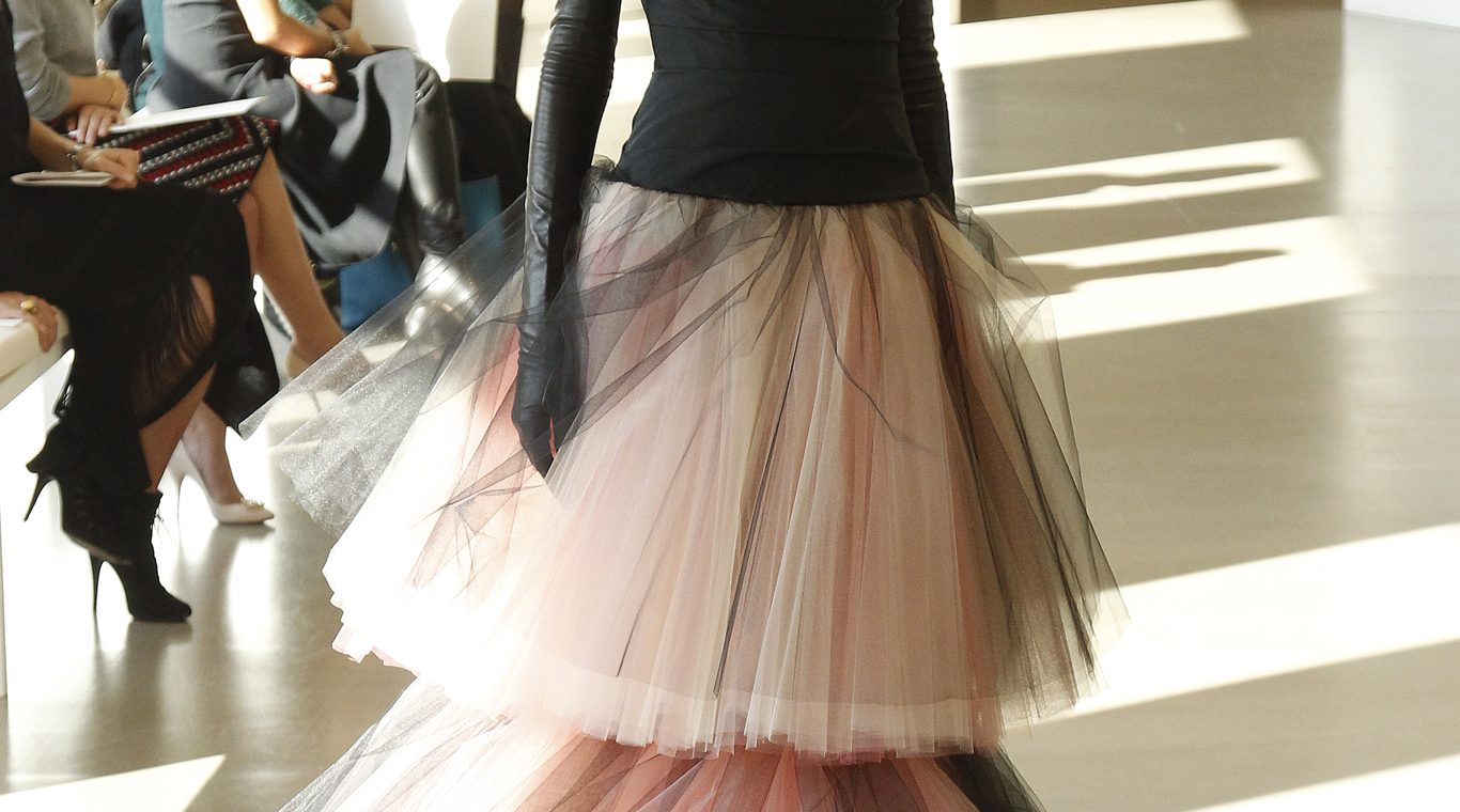 Oscar de la Renta Launches Bridal Collection Inspired by Florals for Spring 2026