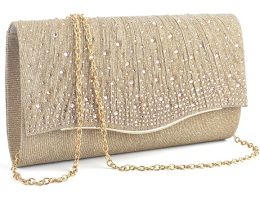 Clutch vs. Purse: Selecting the Perfect Bag for Every Event