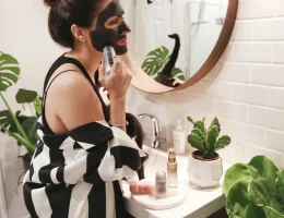 How to Keep Up Your Beauty Regimen While Traveling