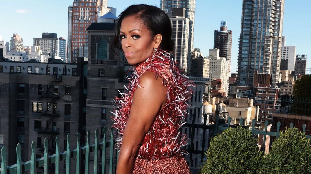 The Impact of Style on a Holiday Proposal