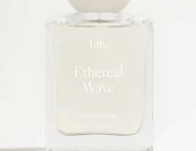 The Fresh Summer Scent Trend: Ocean-Kissed Skin and Juicy Fruit Aromas