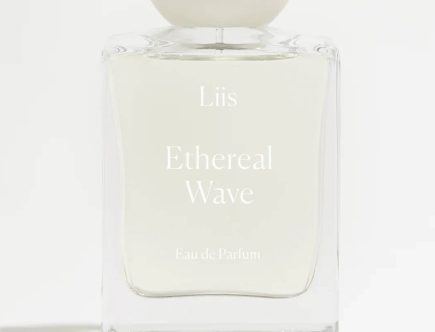 The Fresh Summer Scent Trend: Ocean-Kissed Skin and Juicy Fruit Aromas