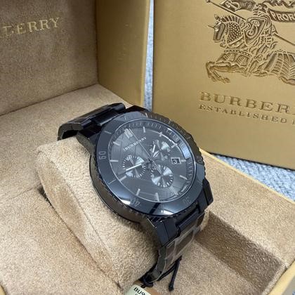 Burberry Timepieces: An Overview of Opulent Watches and Their Investment Opportunities