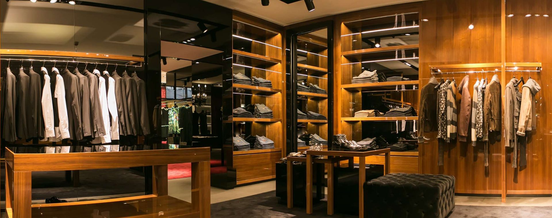 Constructing a Capsule Wardrobe with Second-Hand Designer Apparel