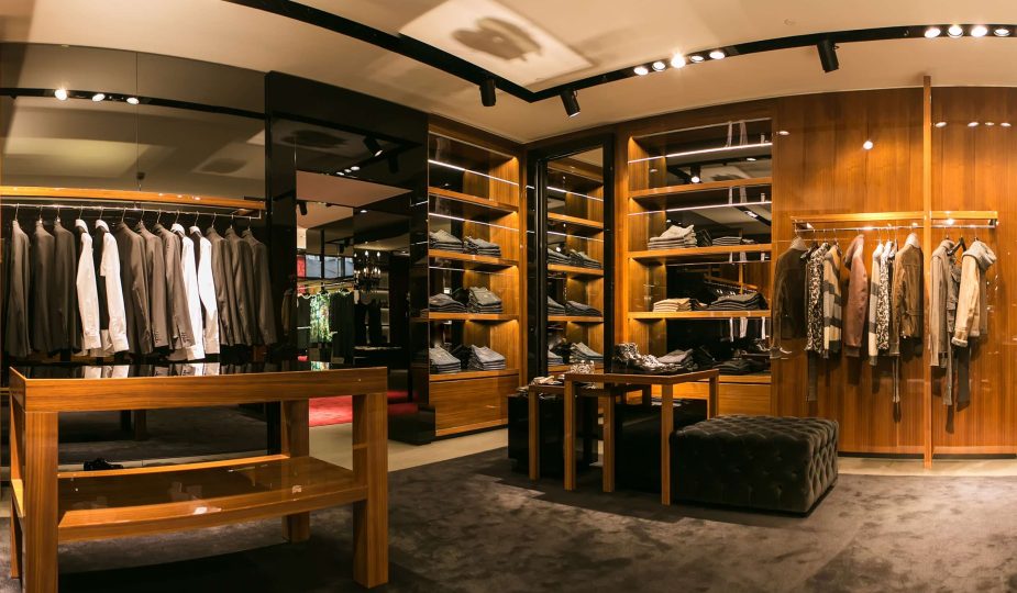 Constructing a Capsule Wardrobe with Second-Hand Designer Apparel